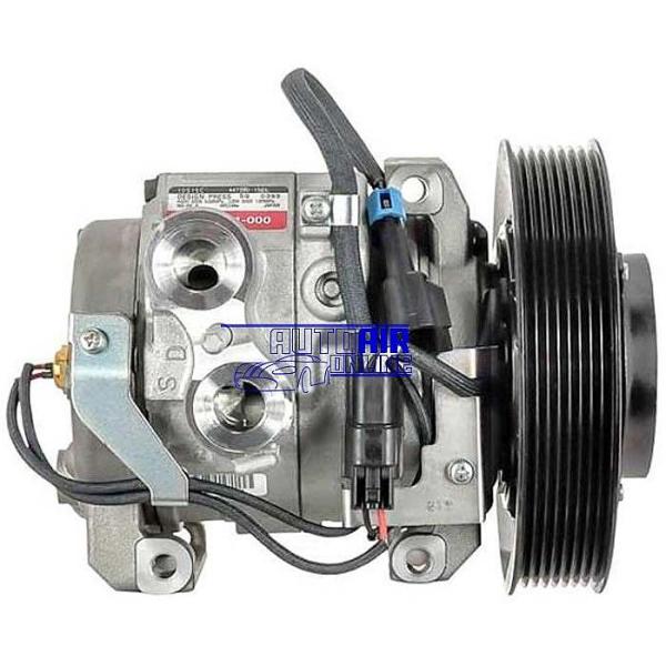 Freightliner MT45 A/C Condenser Replacement - 22-67959-000 For 2020-2021 Models With 6.0L V8 Gas Engine